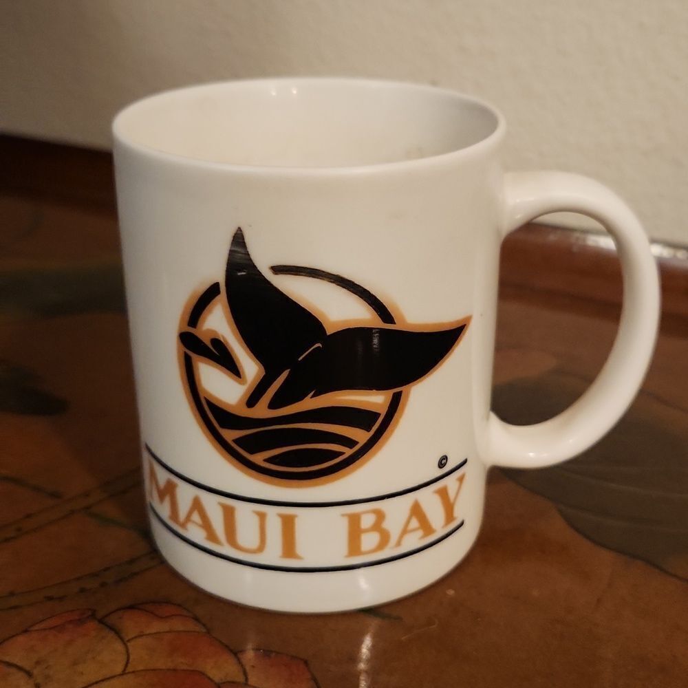 Maui Bay Whale Tail Ceramic Mug 10 oz